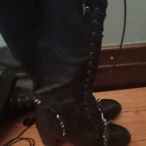 Torrid wide calf size 11 1/2